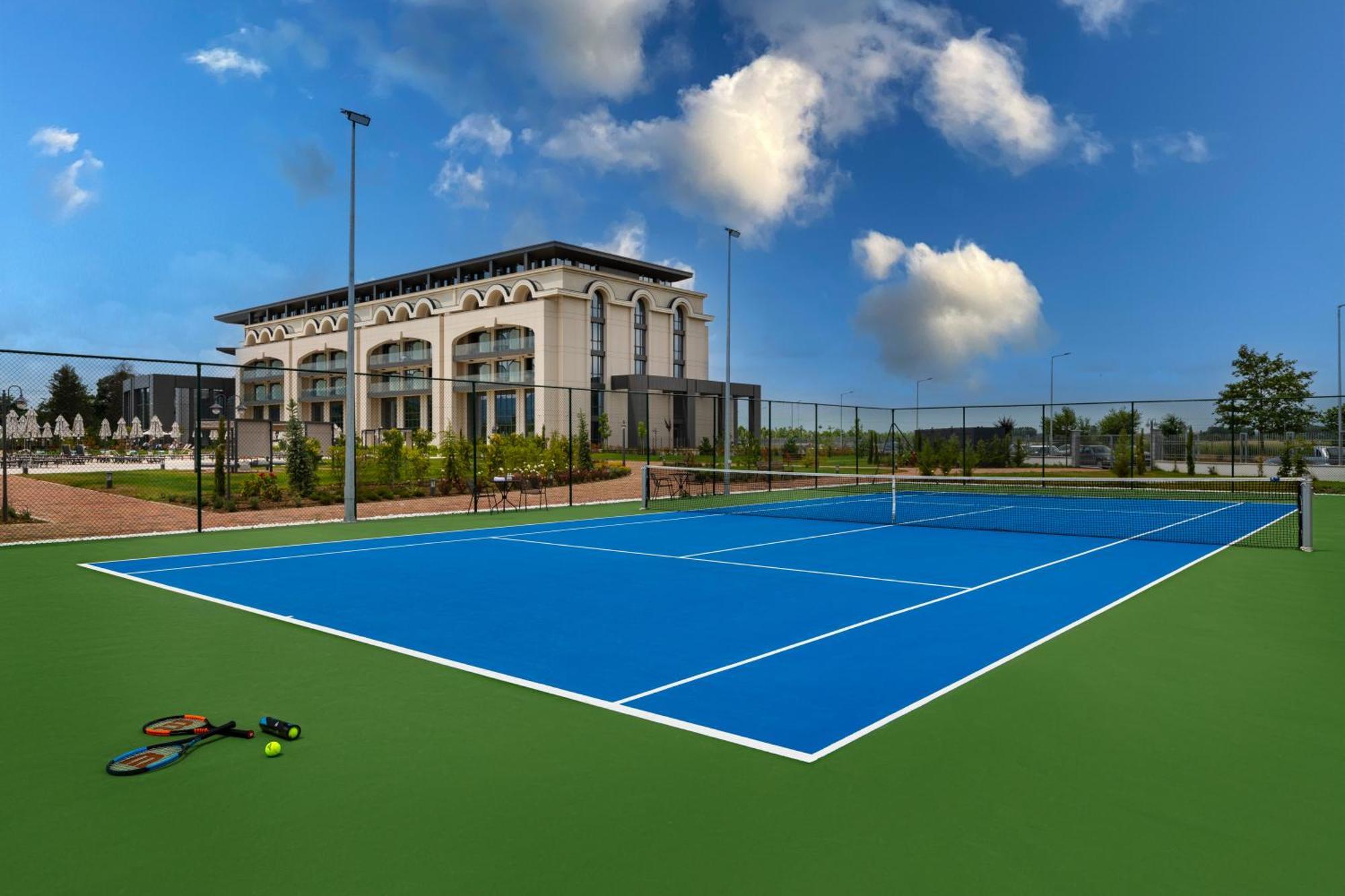Kings' Valley Medical & Spa Hotel Kazanlak Exterior photo Tennis Club